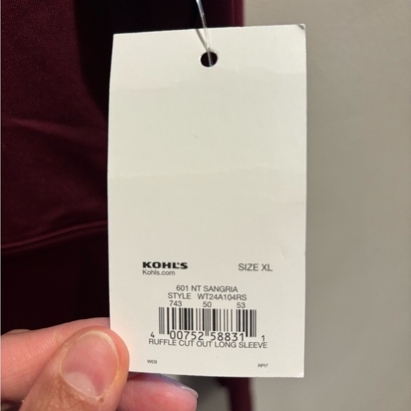 Tek Gear size XL workout top. - Picture 4 of 4